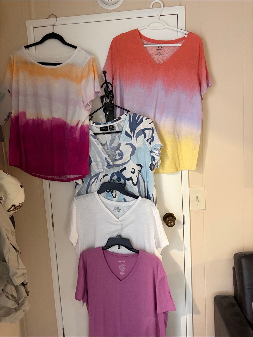 5 short sleeves tees various brands gently used size xxl/ox (Rachel Zoe/etc)